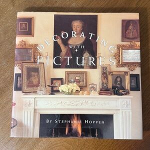 Decorating with Pictures Coffee Table Book by Stephanie Hoppen - London 1991